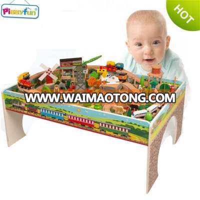 2018 New Products Innovative Product 110piece Wooden Toy Train Set for Children AT11168